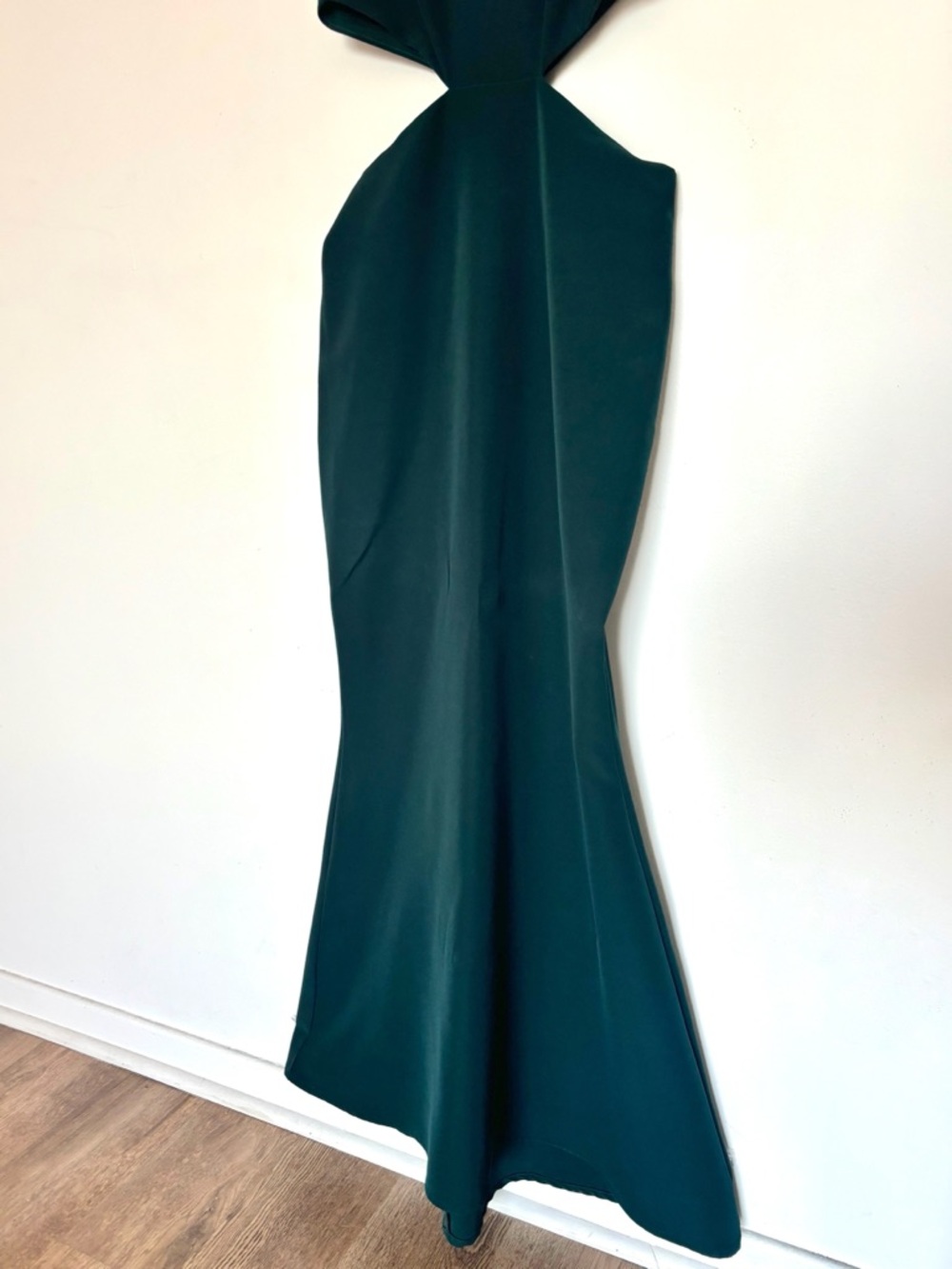 Arti Gogna Vallata Green Emerald Mermaid Dress - Picture 4 of 11